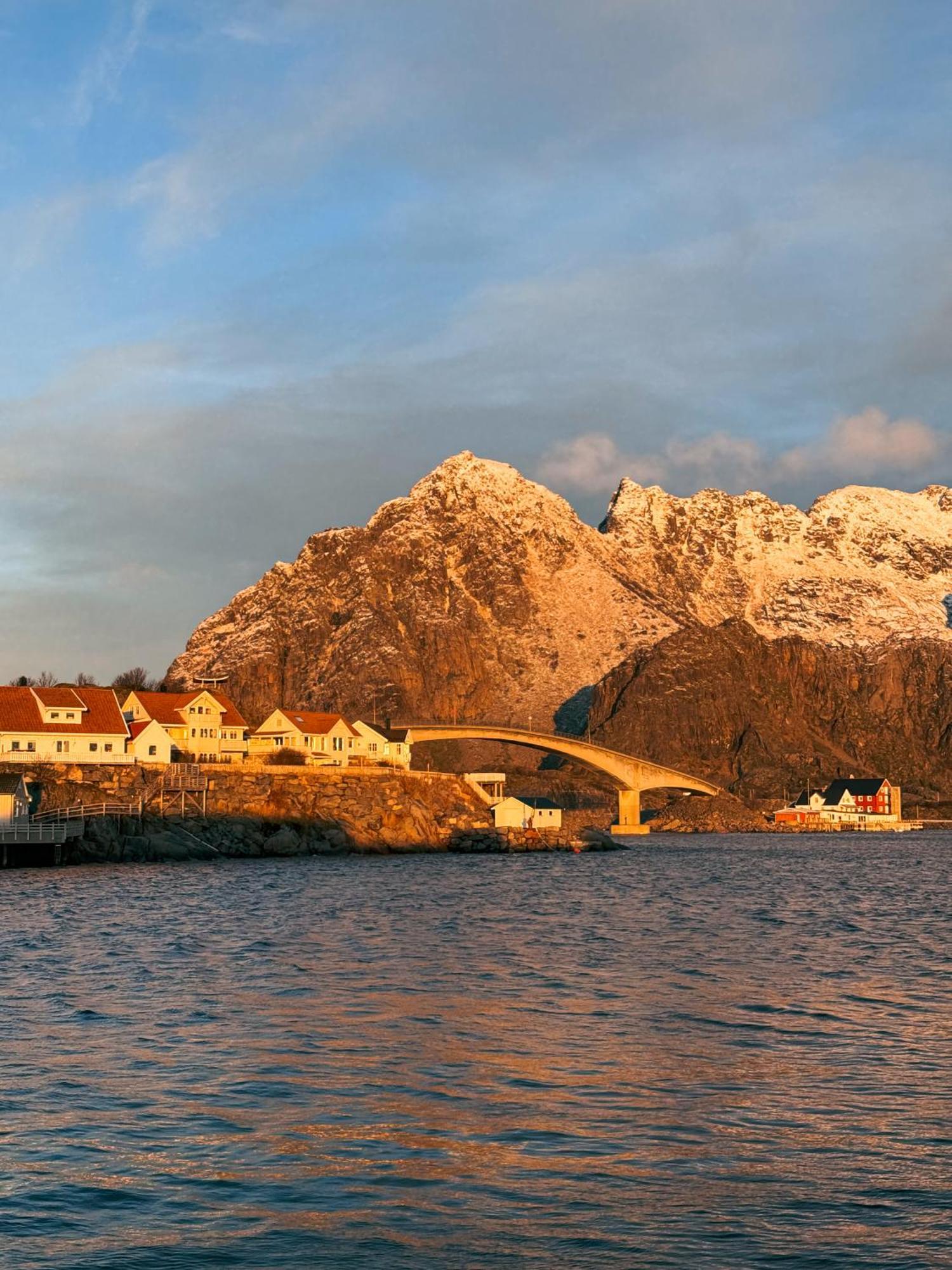 Finnholmen Brygge Хеннингсвер Экстерьер фото